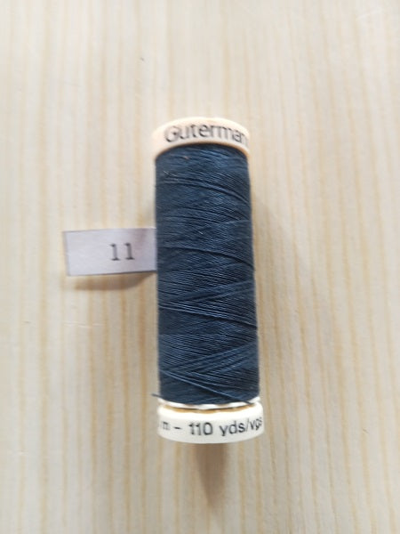 Fil Guterman pour tout coudre - 100 m - Bleu pétrole N° 11