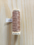 Fil Guterman pour tout coudre - 100 m - Beige foncé N° 139