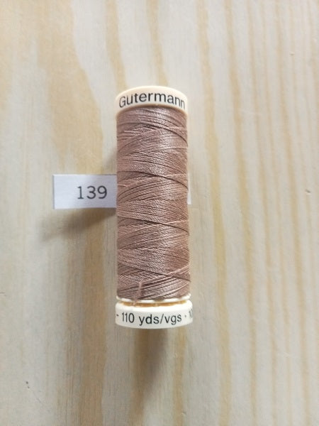 Fil Guterman pour tout coudre - 100 m - Beige foncé N° 139