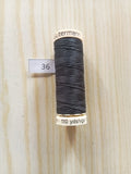 Fil Guterman pour tout coudre - 100 m - Gris anthracite N° 36