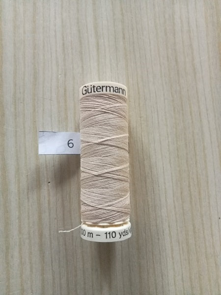 Fil Guterman pour tout coudre - 100 m -  Beige N°6