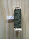 Fil Guterman pour tout coudre - 100 m - Vert sapin N° 920