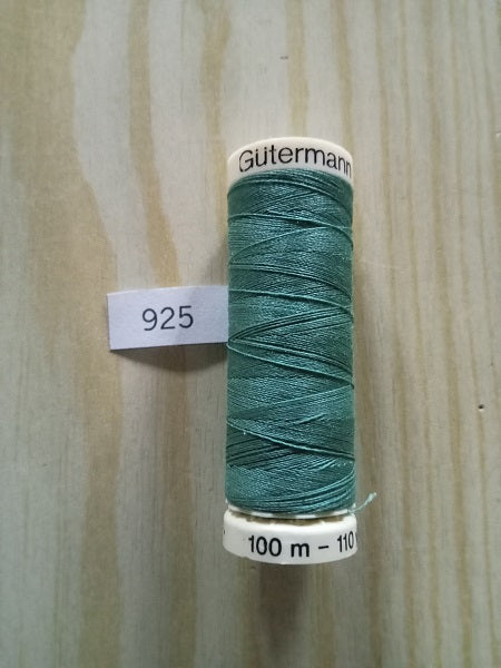 Fil Guterman pour tout coudre - 100 m - Vert N° 925